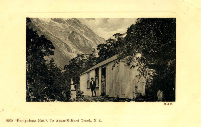 Pompolona Hut