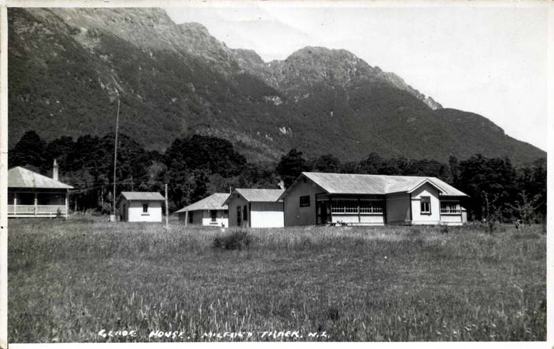 Glade House, Milford Track